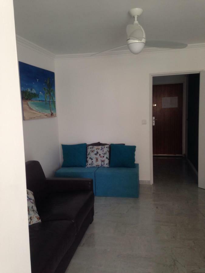 Apartmán Les Caroubiers Roquebrune-Cap-Martin Exteriér fotografie