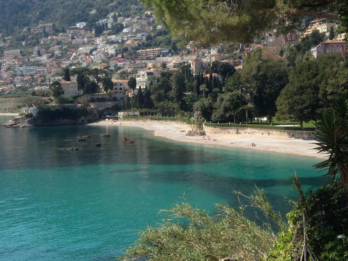 Apartmán Les Caroubiers Roquebrune-Cap-Martin Exteriér fotografie